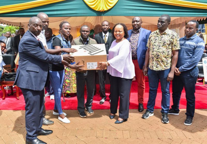 Governor Waiguru Gives Sh42.5 Million to Farmers.
